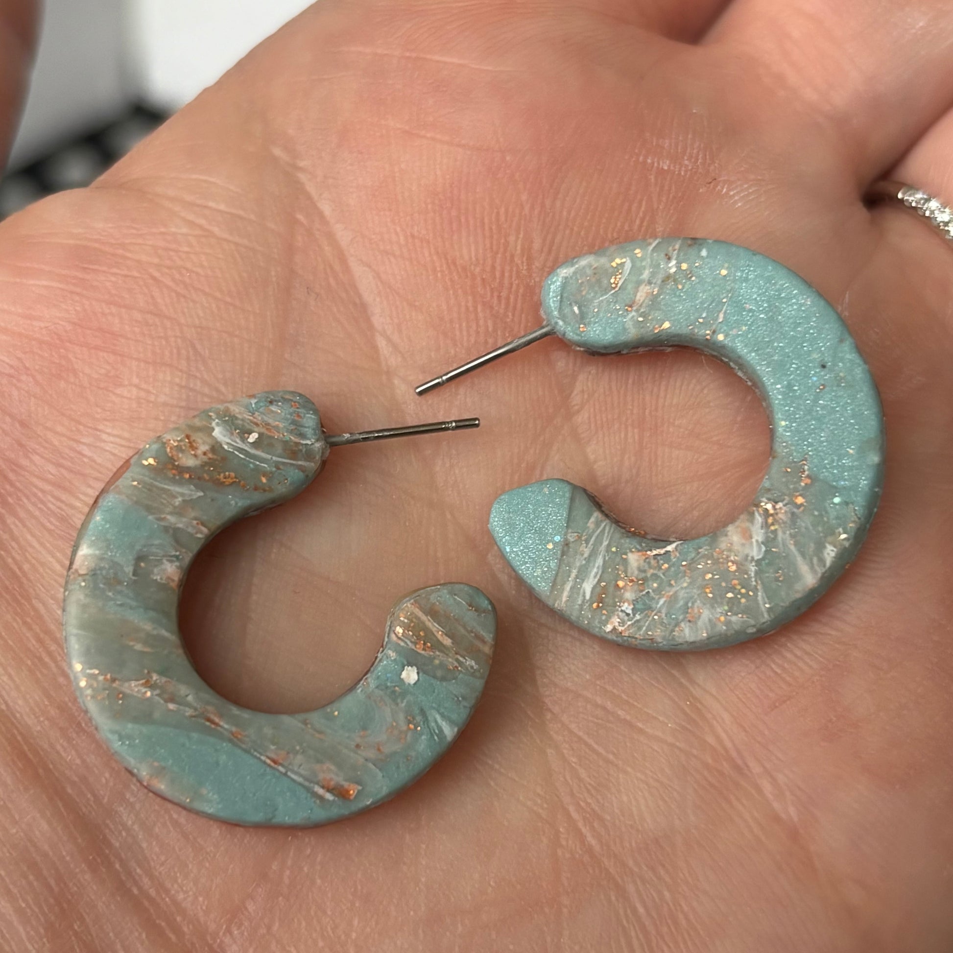 Sarasota Hoop Earrings | The Oak & Grey