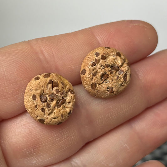 Fresh Baked Chocolate Chip Cookie Stud Earrings | The Oak & Grey