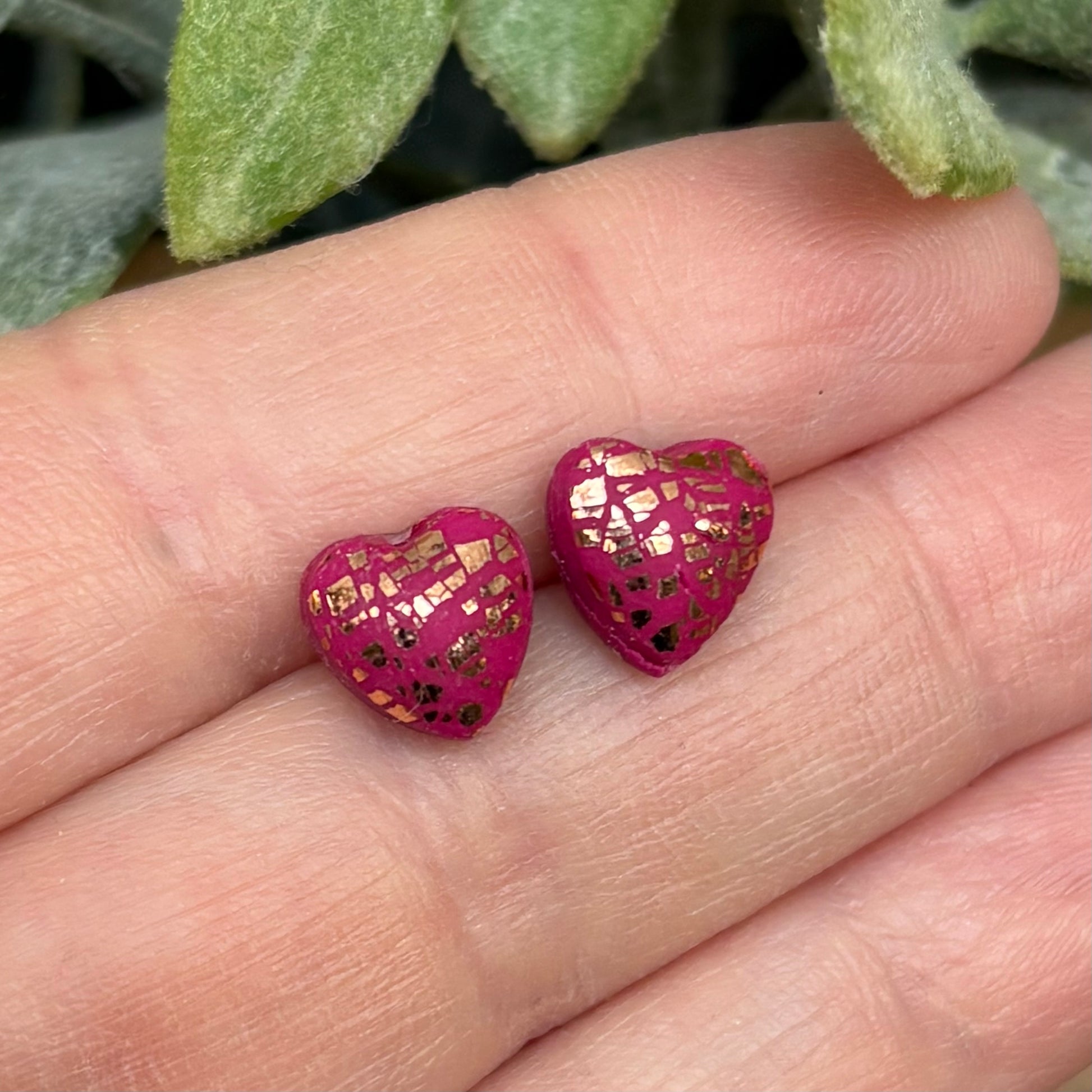 Glam Love Heart Fuchsia Stud Earrings | The Oak & Grey