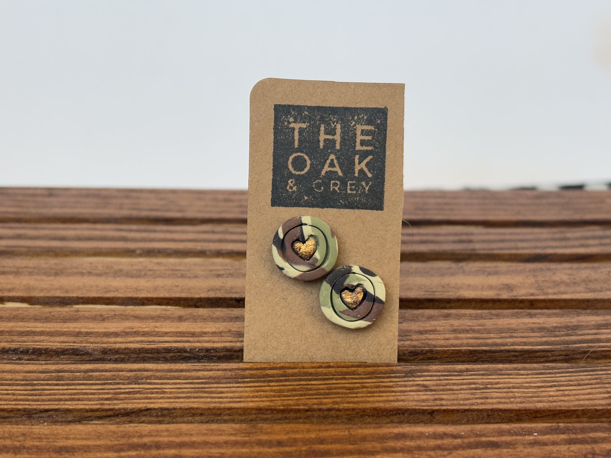 Gold Flecked Round Camo Heart Stud Earrings | The Oak & Grey