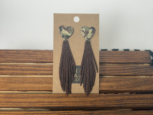 Camo Heart Feather Whisk Dangle Earrings | The Oak & Grey